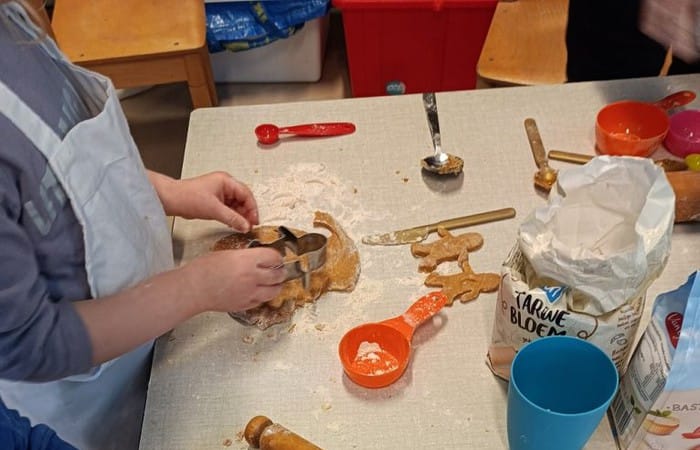 ESB : English nursery class ready for Christmas